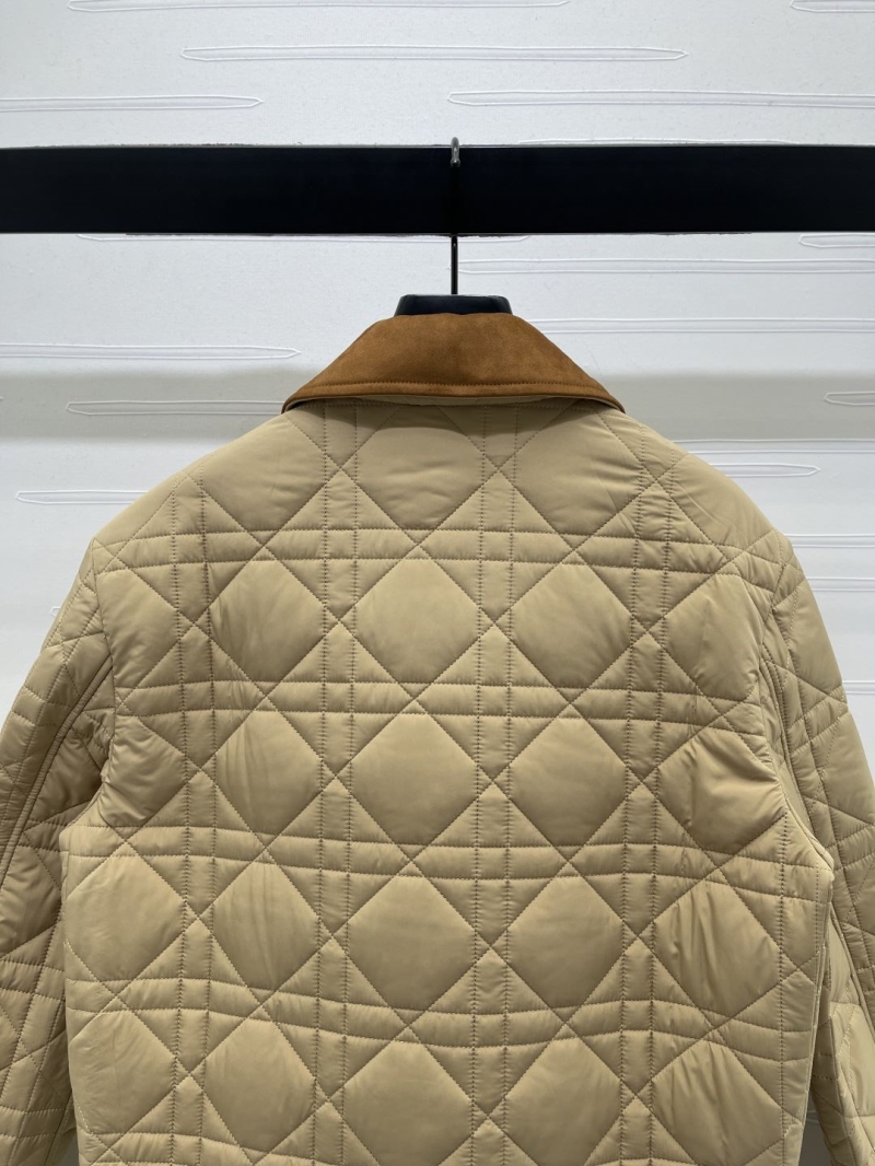 chr1st1an D10r outwear